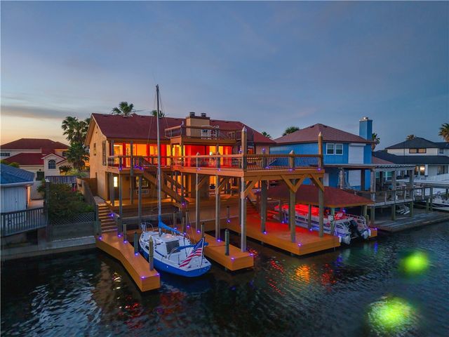 13729 Cayo Cantiles St, Corpus Christi, TX 78418
