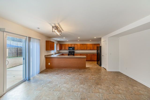 161 Stonewood Crossing Drive, Boiling Springs, SC 29316