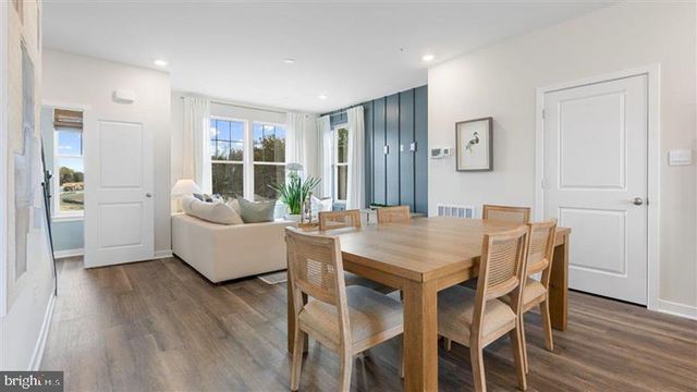 104 BARLETT LN, Harrisburg, PA 17111