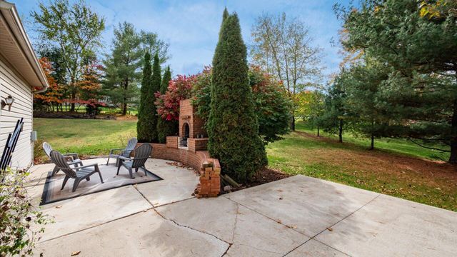 1540 Donamar Court, Lancaster, OH 43130