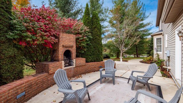 1540 Donamar Court, Lancaster, OH 43130