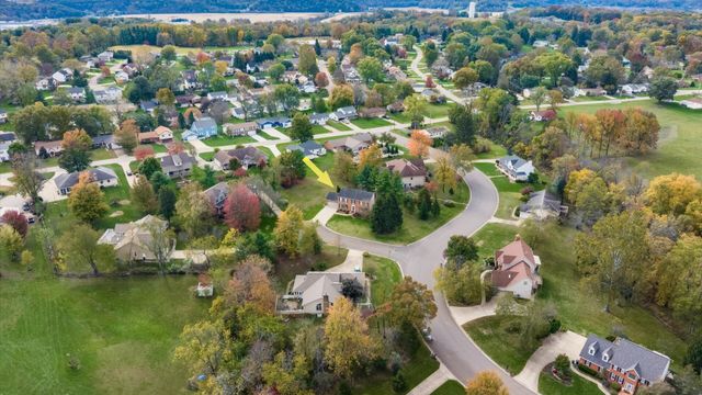 1540 Donamar Court, Lancaster, OH 43130
