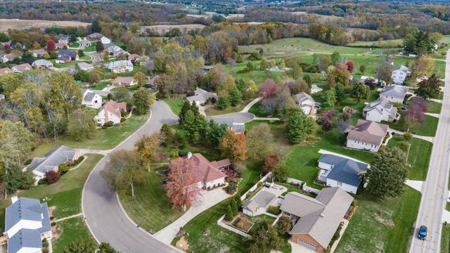 1540 Donamar Court, Lancaster, OH 43130