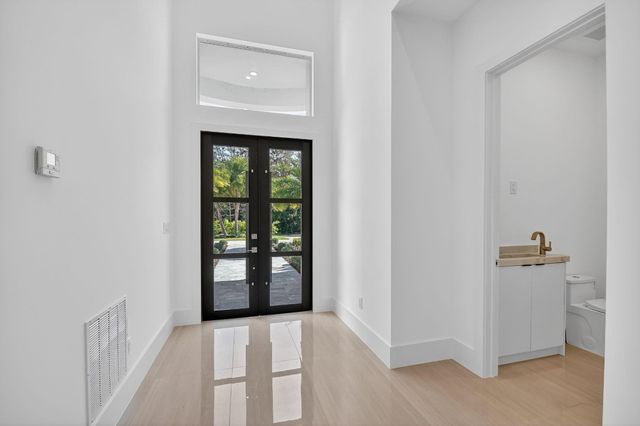 6401 Park Lane, Lake Worth, FL 33449