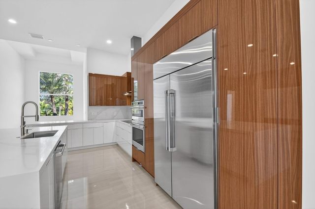 6401 Park Lane, Lake Worth, FL 33449