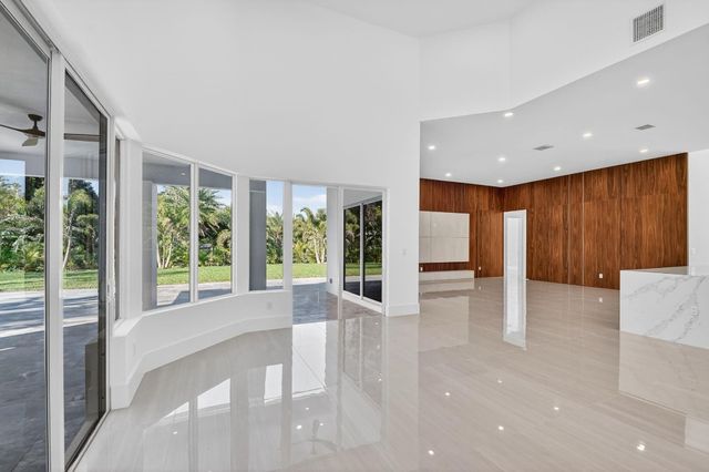 6401 Park Lane, Lake Worth, FL 33449