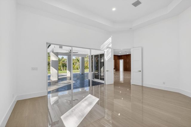 6401 Park Lane, Lake Worth, FL 33449