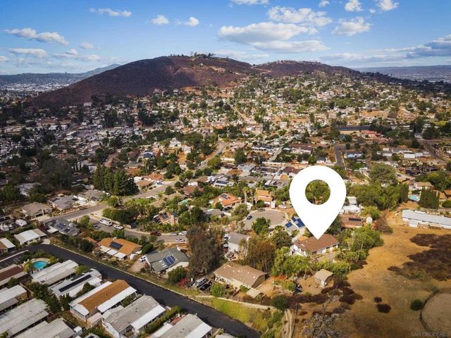 8445 Vista Del Cajon Pl, Lakeside, CA 92040