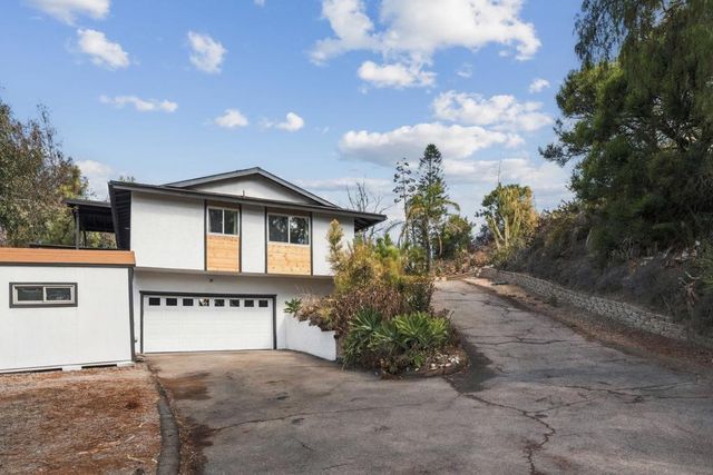8445 Vista Del Cajon Pl, Lakeside, CA 92040