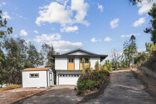 8445 Vista Del Cajon Pl, Lakeside, CA 92040