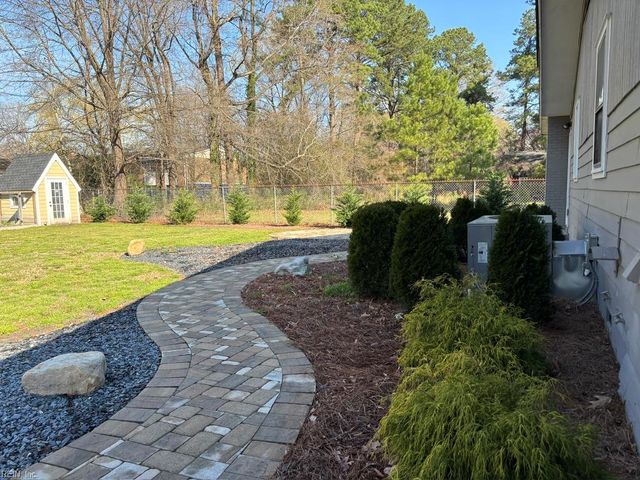 912 Oklahoma DR, Chesapeake, VA 23323