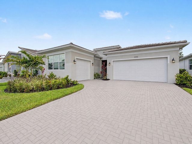 12151 SW Ameresque Way, Port St. Lucie, FL 34987