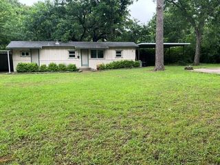 103 Linda Lane, Euless, TX 76040