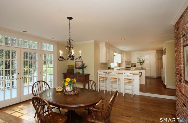 45 Longview Road, Avon, CT 06001