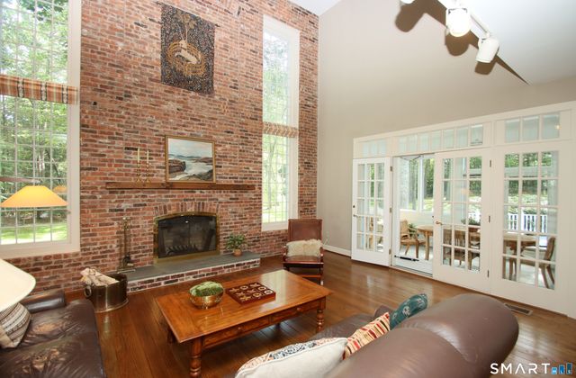 45 Longview Road, Avon, CT 06001