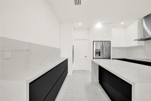 9243 SW 227th Ter, Cutler Bay, FL 33190