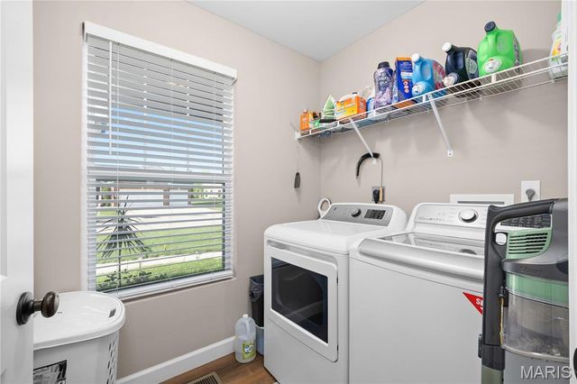 261 Emerald Way, Granite City, IL 62040