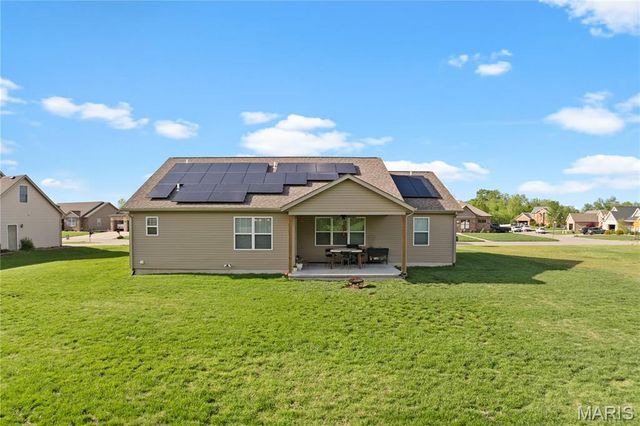 261 Emerald Way, Granite City, IL 62040