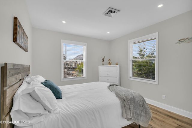 26 S Spinnaker Drive, Little Egg Harbor, NJ 08087