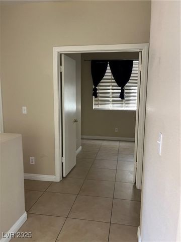 9636 Rainfall Avenue, Las Vegas, NV 89147