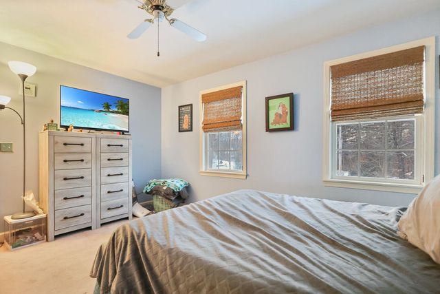 9 Village Drive, Atkinson, NH 03811