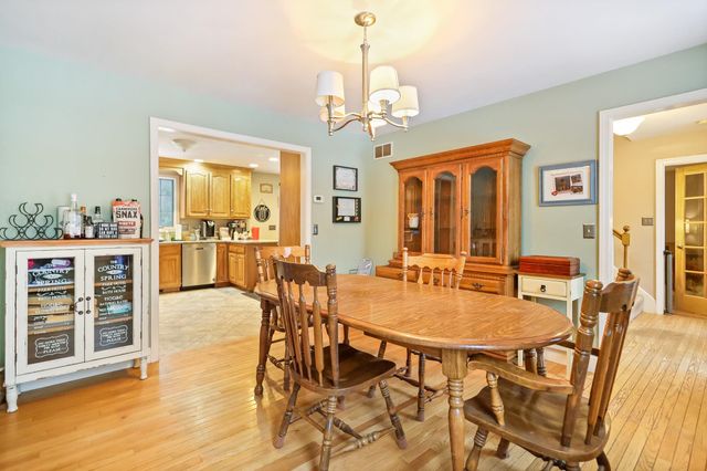 9 Village Drive, Atkinson, NH 03811