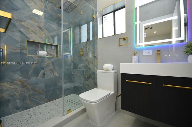 1144 NE 144th St, North Miami, FL 33161