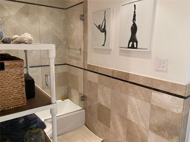 2451 Brickell Ave 11F, Miami, FL 33129