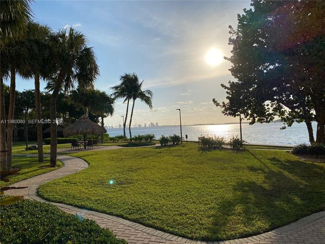 2451 Brickell Ave 11F, Miami, FL 33129