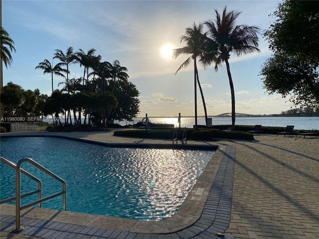 2451 Brickell Ave 11F, Miami, FL 33129