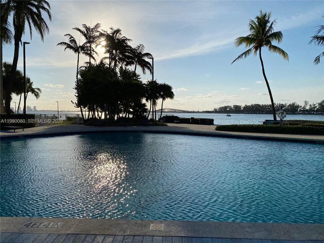 2451 Brickell Ave 11F, Miami, FL 33129