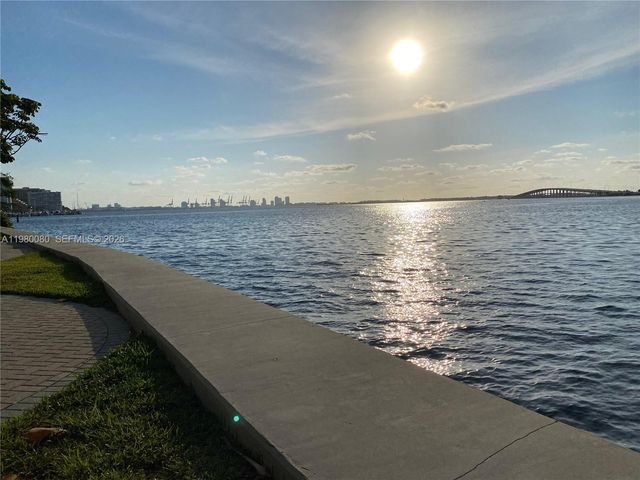 2451 Brickell Ave 11F, Miami, FL 33129