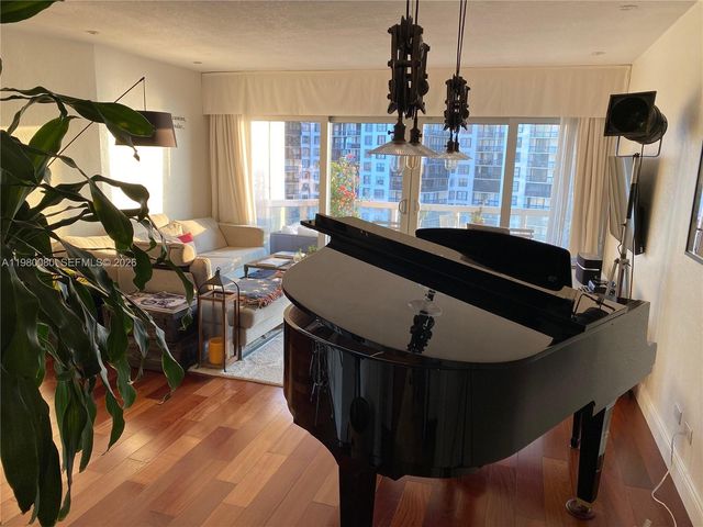 2451 Brickell Ave 11F, Miami, FL 33129