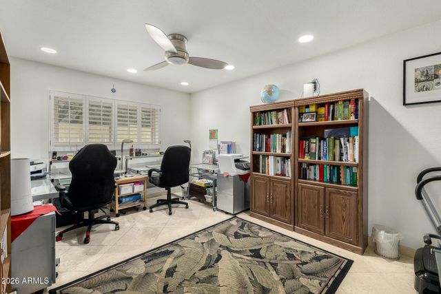 10665 E GOLD DUST Avenue, Scottsdale, AZ 85258