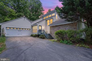 138 OLD FOREST CIR, Winchester, VA 22602