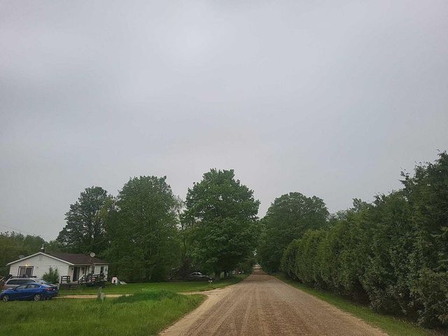 5971 Baseline Road, Grand Junction, MI 49056
