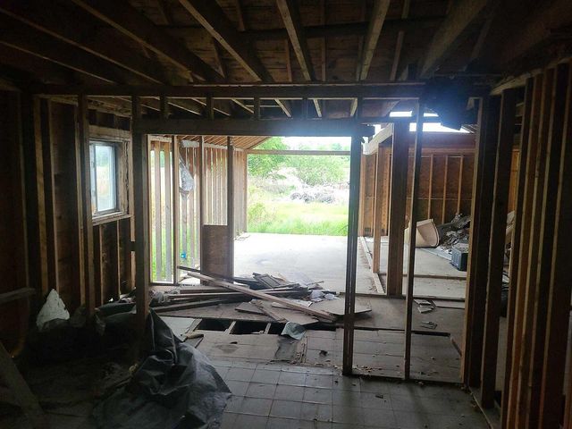 5971 Baseline Road, Grand Junction, MI 49056