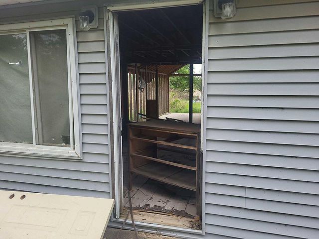5971 Baseline Road, Grand Junction, MI 49056