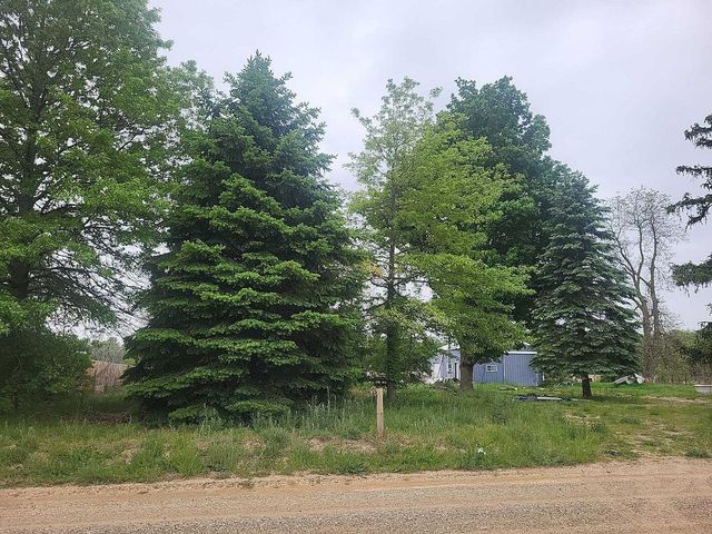 5971 Baseline Road, Grand Junction, MI 49056