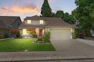 2833 Walnut Ter, Modesto, CA 95355