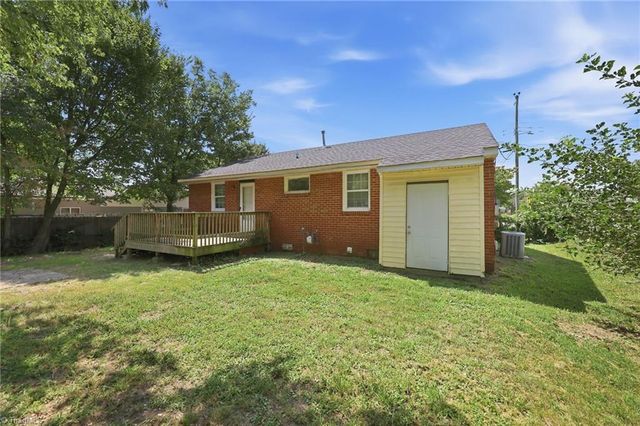 1607 Eastwood Avenue, Greensboro, NC 27401