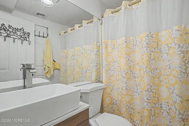 77 Main Avenue 2C, Ocean Grove, NJ 07756