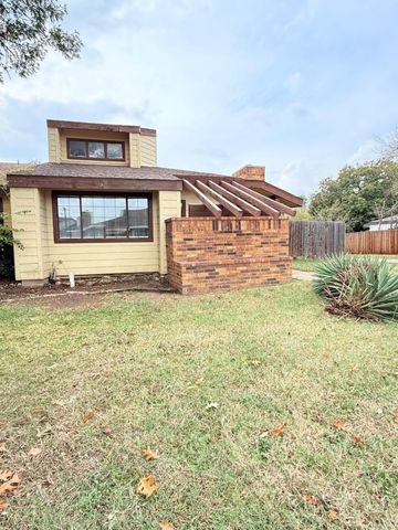 5916 Timbercrest Drive, Arlington, TX 76017