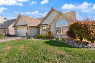 4139 Lakeside Drive, Sellersburg, IN 47172