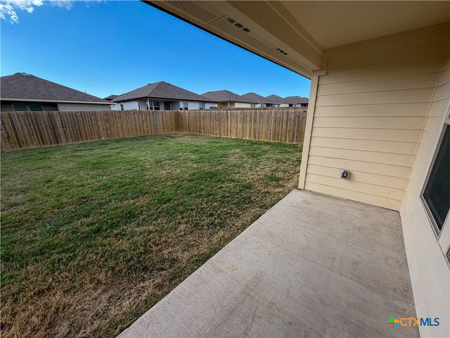 1036 Chambray Drive, Troy, TX 76579