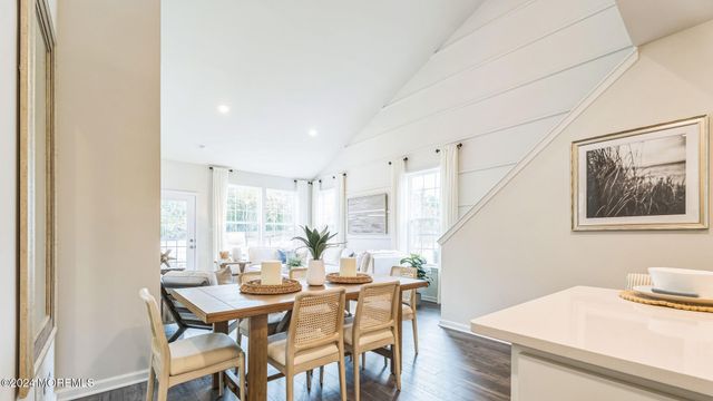 52 Victoria Gardens Square, Neptune Township, NJ 07753