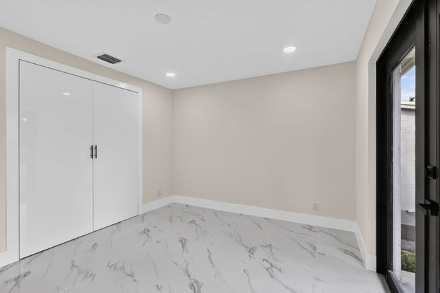 3185 Riddle Road, West Palm Beach, FL 33406