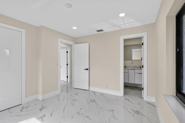 3185 Riddle Road, West Palm Beach, FL 33406