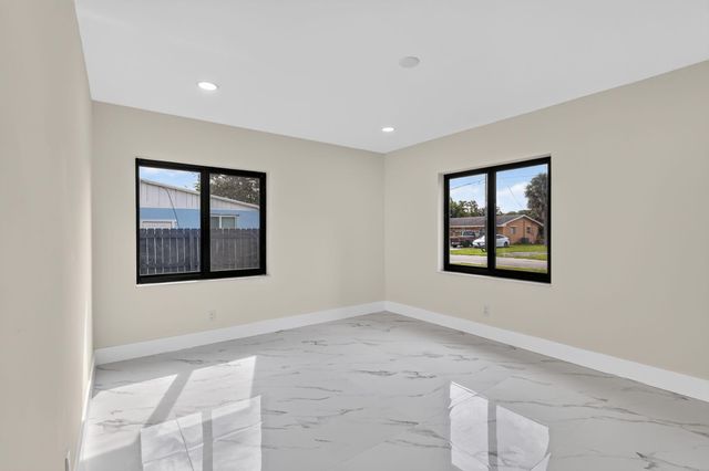 3185 Riddle Road, West Palm Beach, FL 33406
