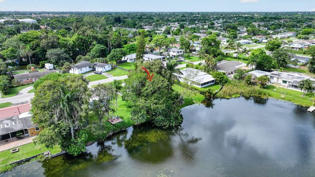 3185 Riddle Road, West Palm Beach, FL 33406
